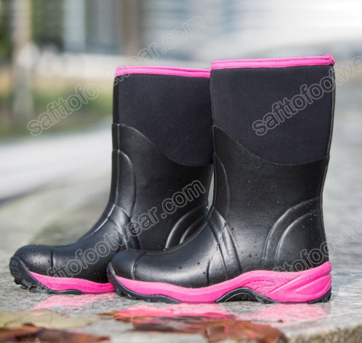 Botes impermeables de goma antilliscants
